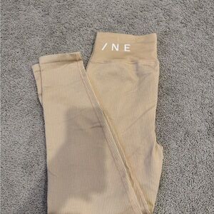 Aerie Offline Leggings light Tan Color